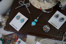 Load image into Gallery viewer, Antionette Largo Kingman Turquoise Pendant