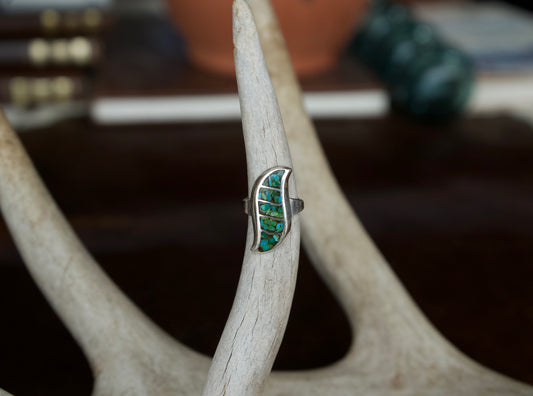 Crushed Turquoise Inlayed Ring - Size 4.25