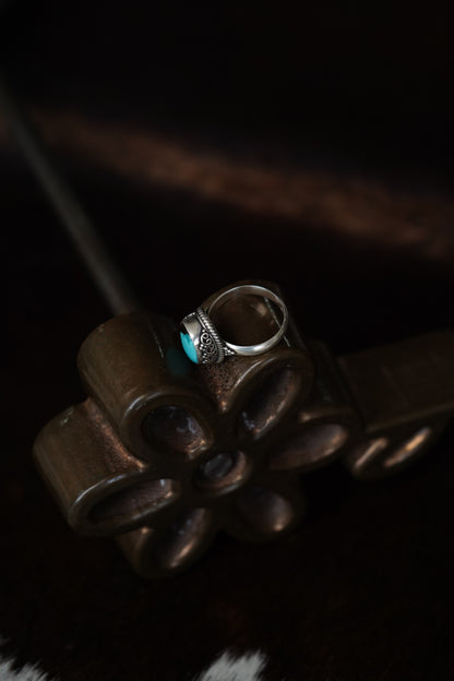 Round Spiderweb Turquoise Ring - Sz 8