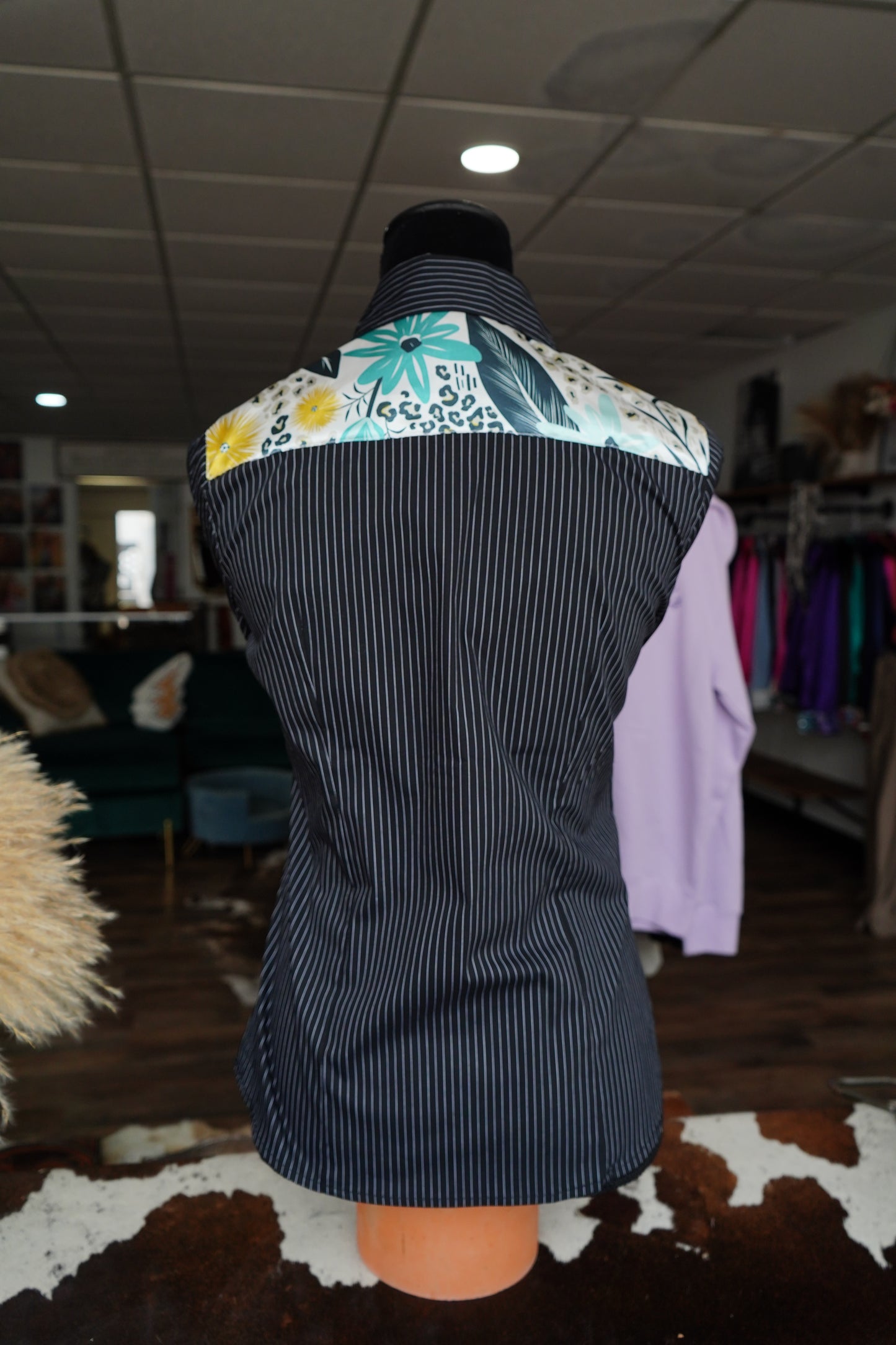 S - Turquoise Cheetah Florals on B/W Stripes Button Downs