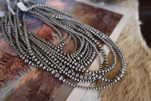 Load image into Gallery viewer, Navajo Pearls