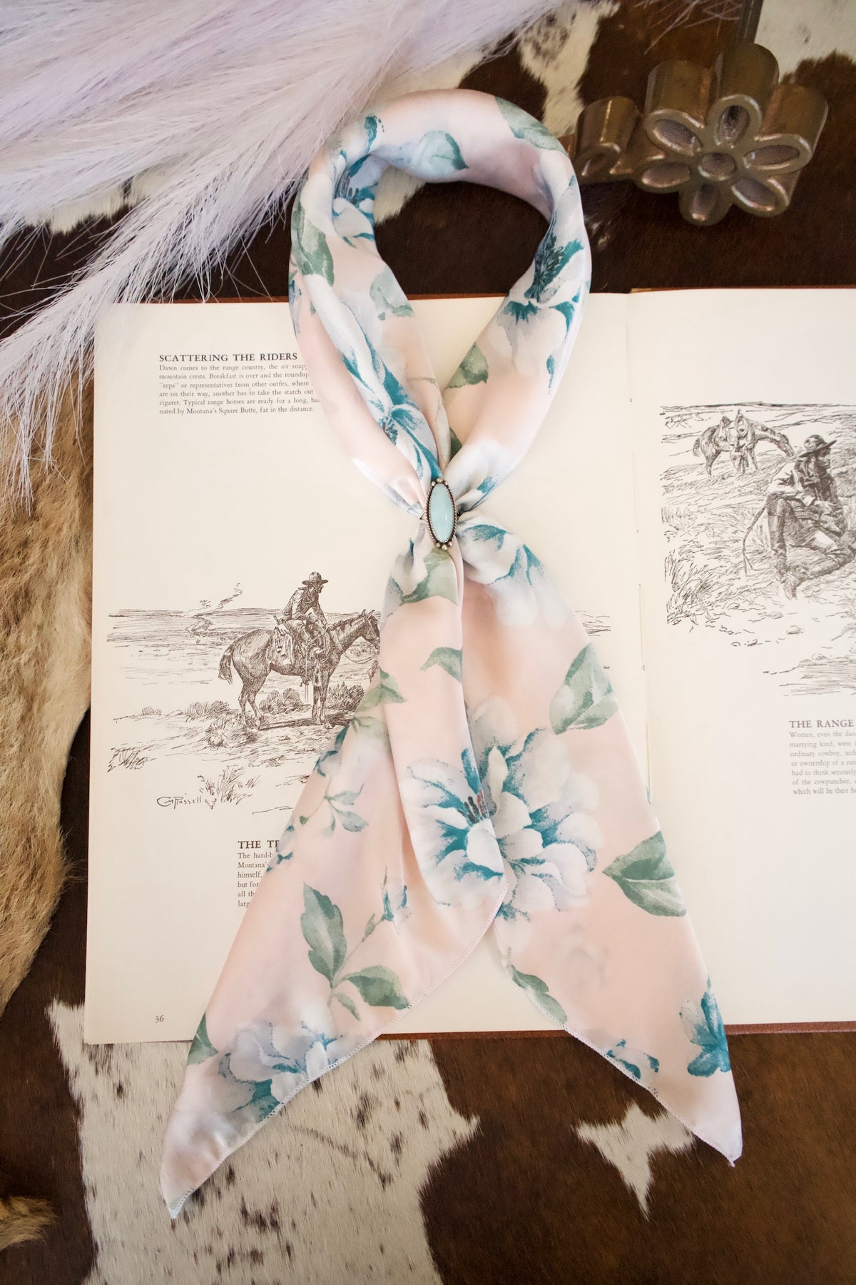 Pale Rag Pale Pink w/ Teal Floral DS Wild Rag – Daisy If You Do Co.