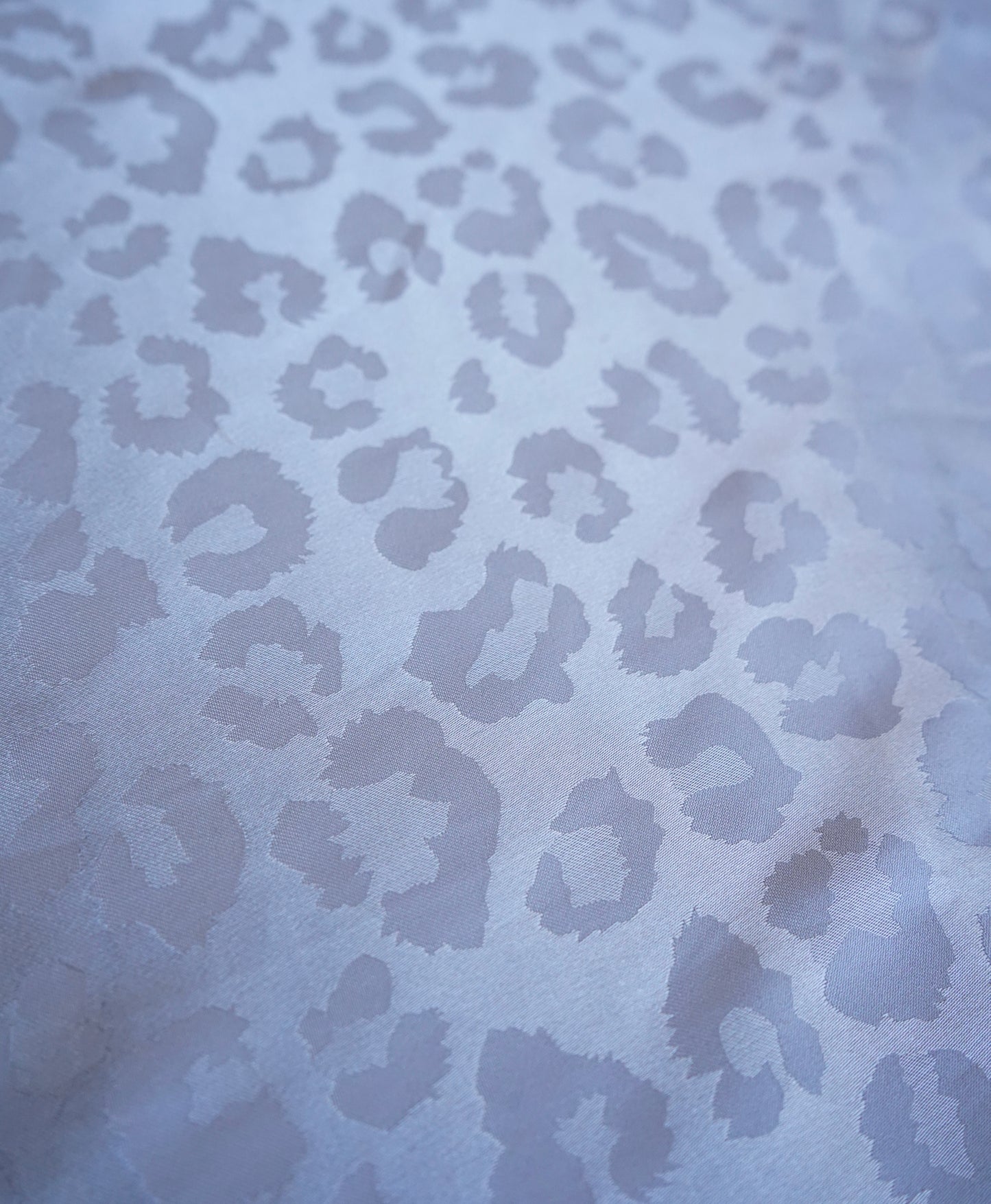 Large Jacquard Cheetah DS Wild Rags