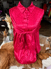 Load image into Gallery viewer, Burgundy Satin Leopard Button Down