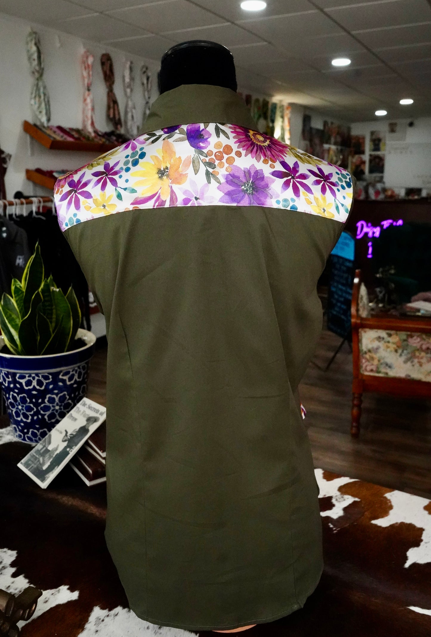 XL - Autumn Sunflowers on Olive Cotton Button Down