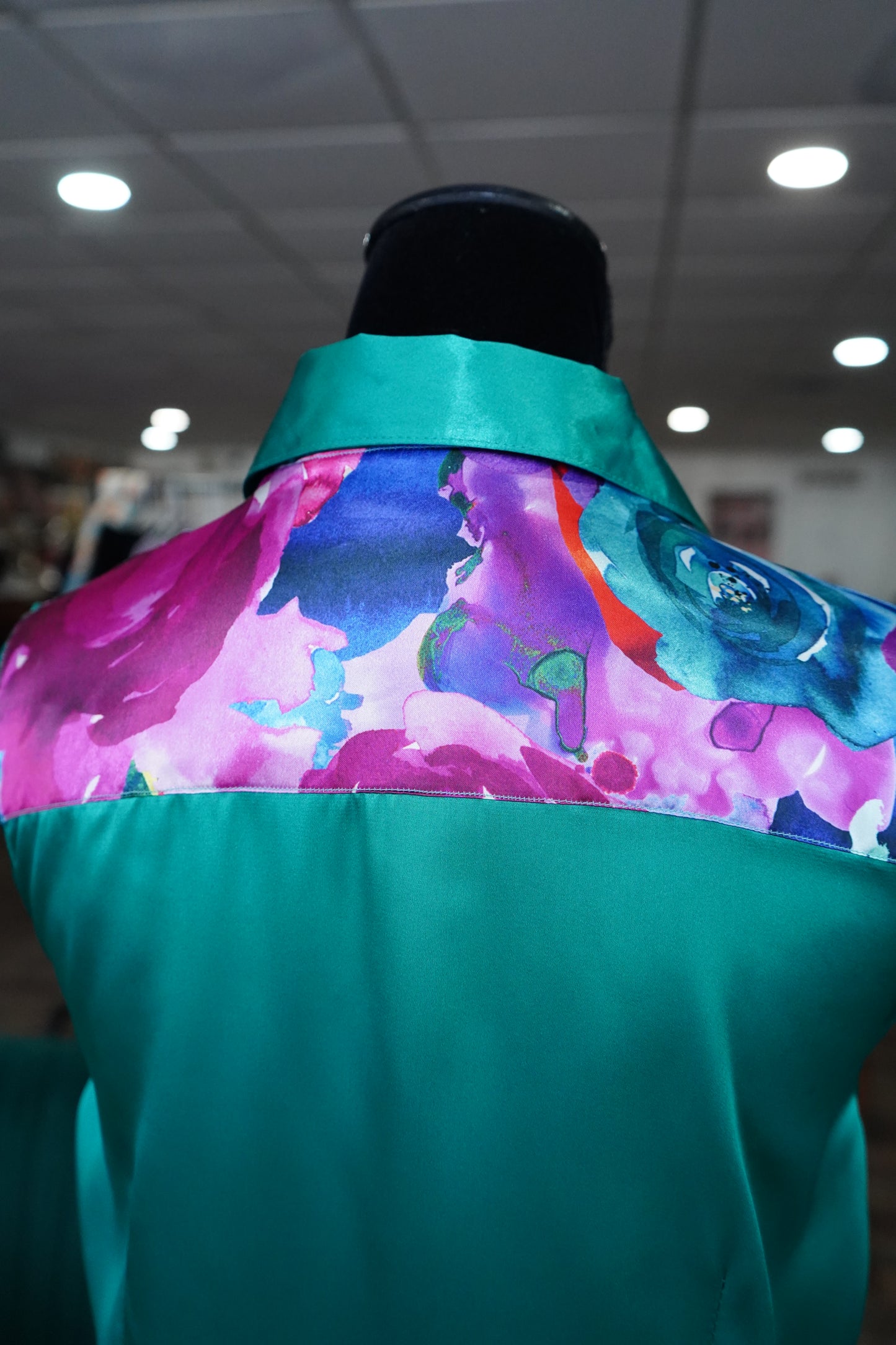 L - Watercolor Floral on Emerald Satin Button Down
