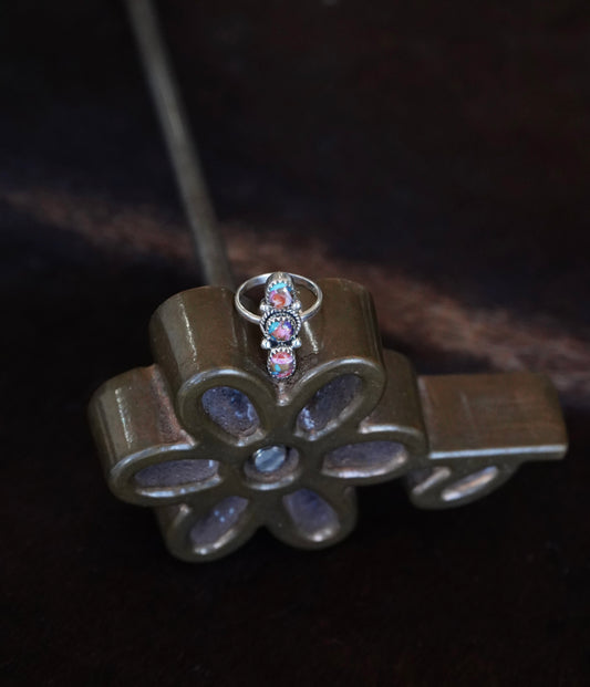 3 Stone Pink Dahlia Ring - Sz 9