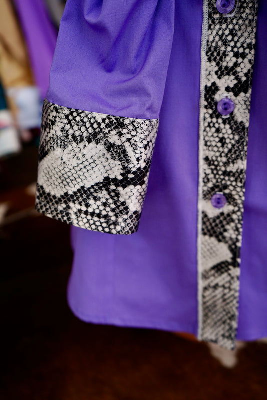 M - Snakeskin on Lavender Cotton Button Down