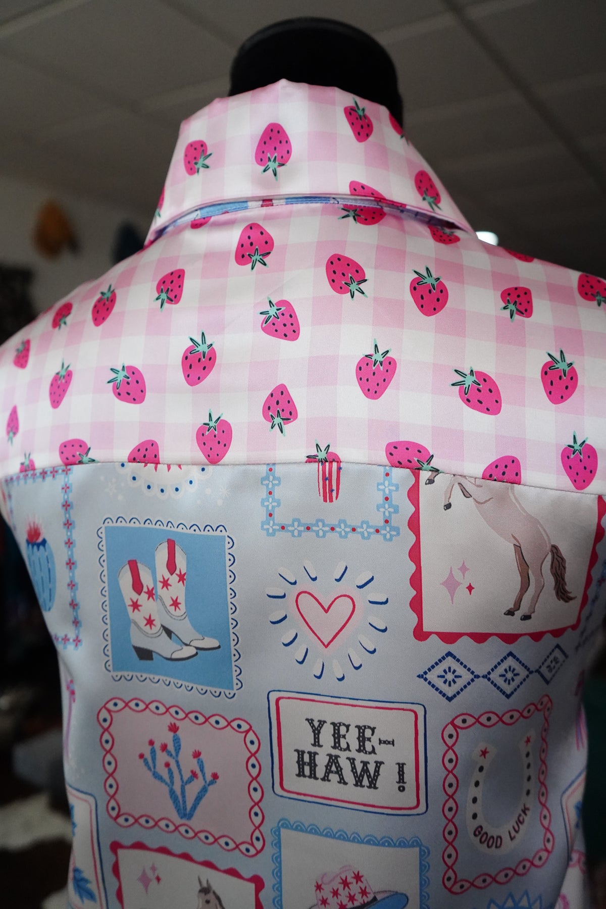 Daisy Original Howdy Patches w/ Plaid Strawberries Button Down - Size 8