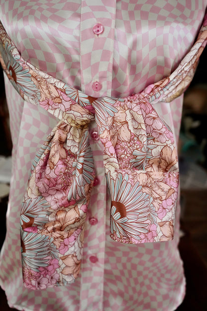 Daisy Original Pink Groovy w/ Daisy Pastel Floral - Size 8