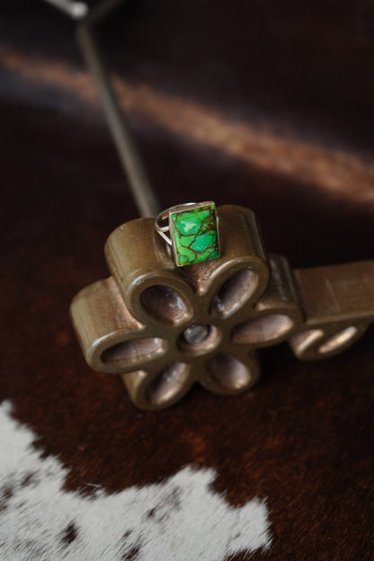 Green Dahlia Square Ring - Sz 9.5