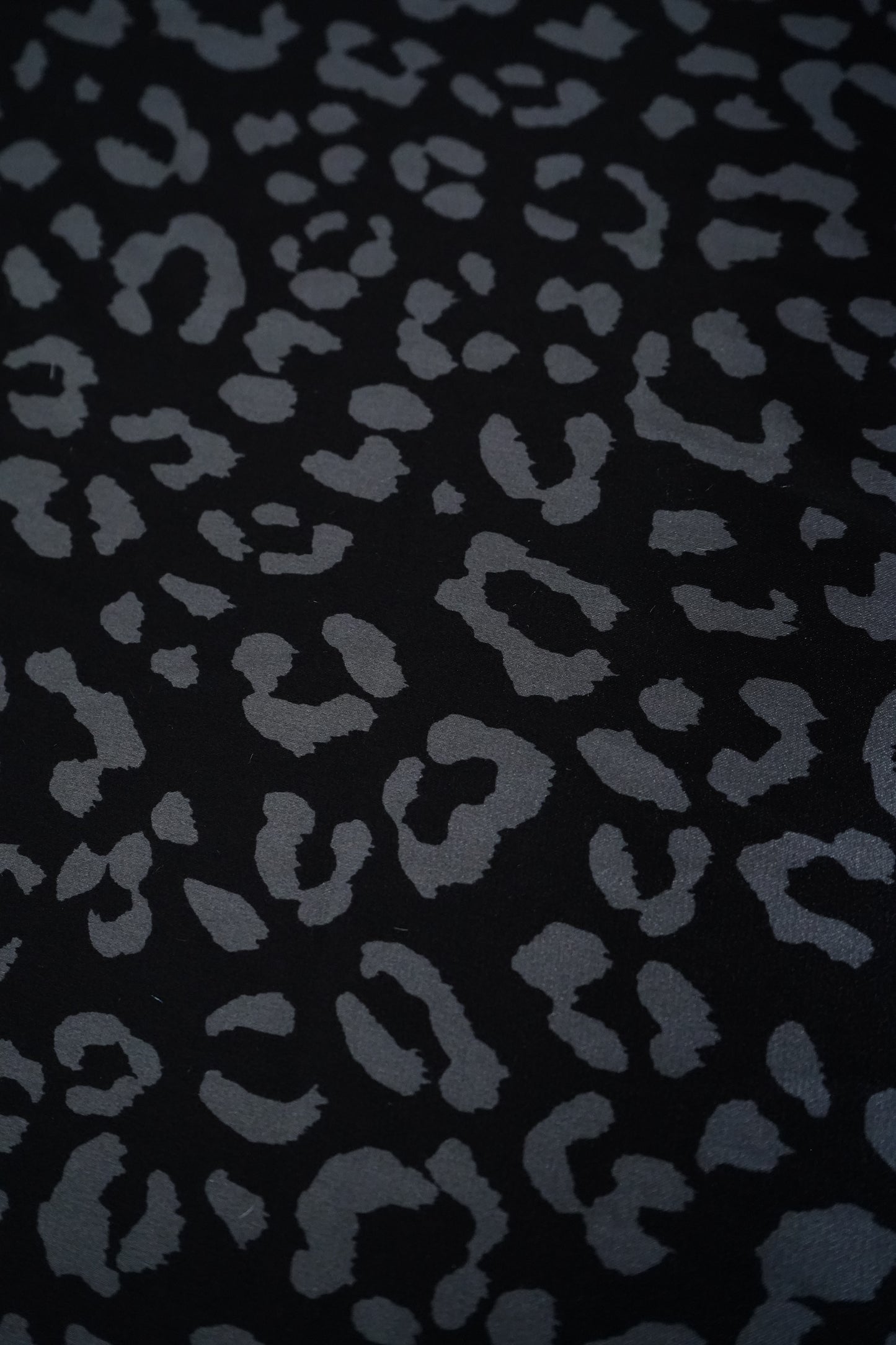 Tone on Tone Cheetah Wild Rag