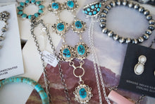 Load image into Gallery viewer, Donovan Nez Kingman Turquoise Lariat Set