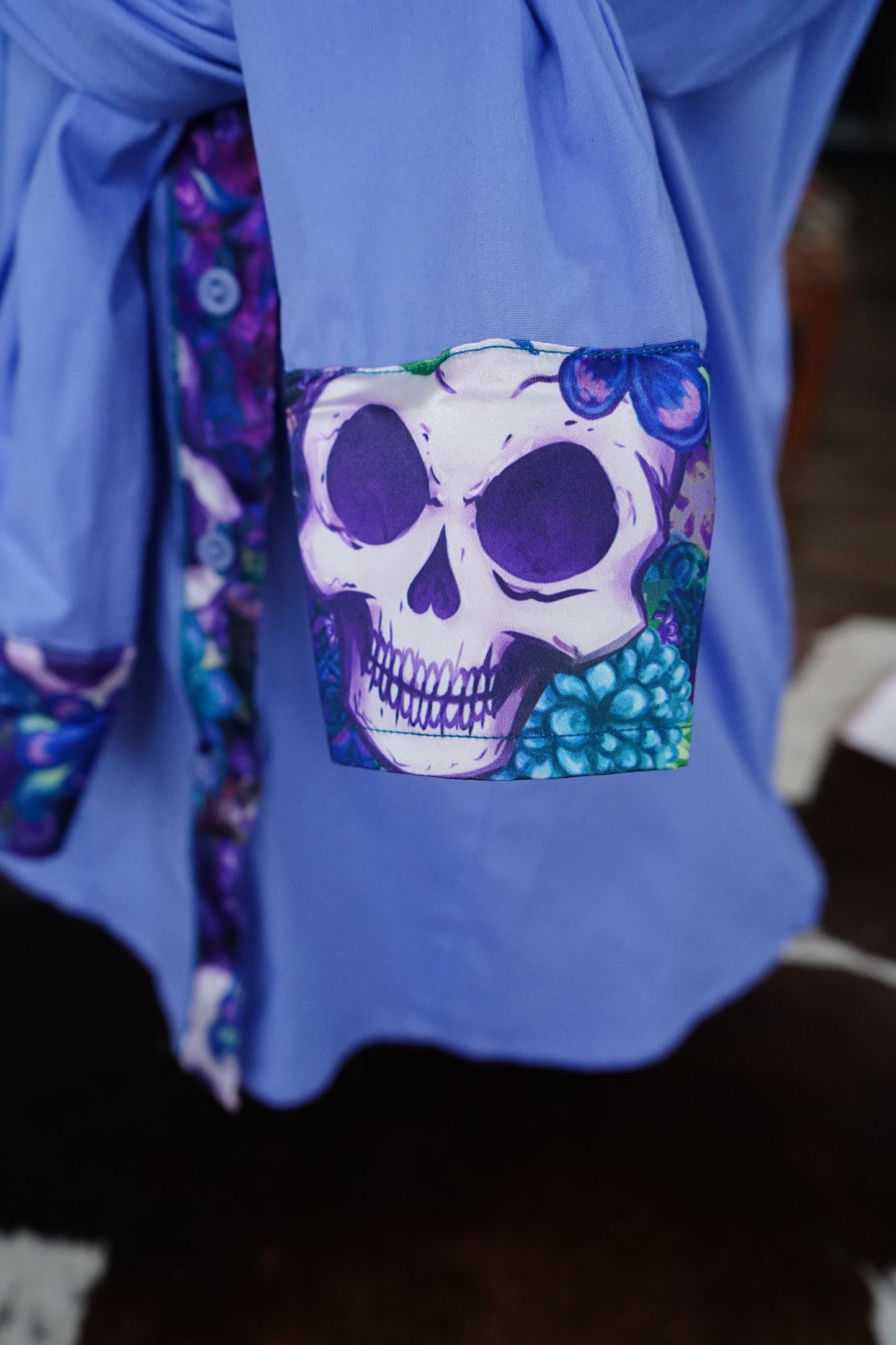 XL - Purple Skulls & Roses on Lilac Cotton Button Down
