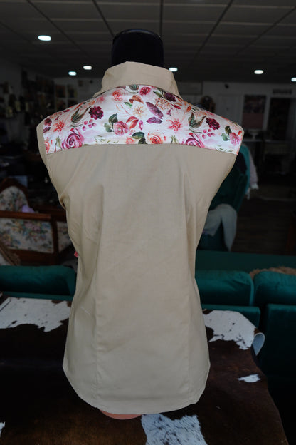 PRELOVED - L - Pink Autumn Floral on Tan Cotton Pearl Snap