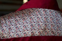 Load image into Gallery viewer, M - Mini Tan Rustic Floral on Burgundy Button Down