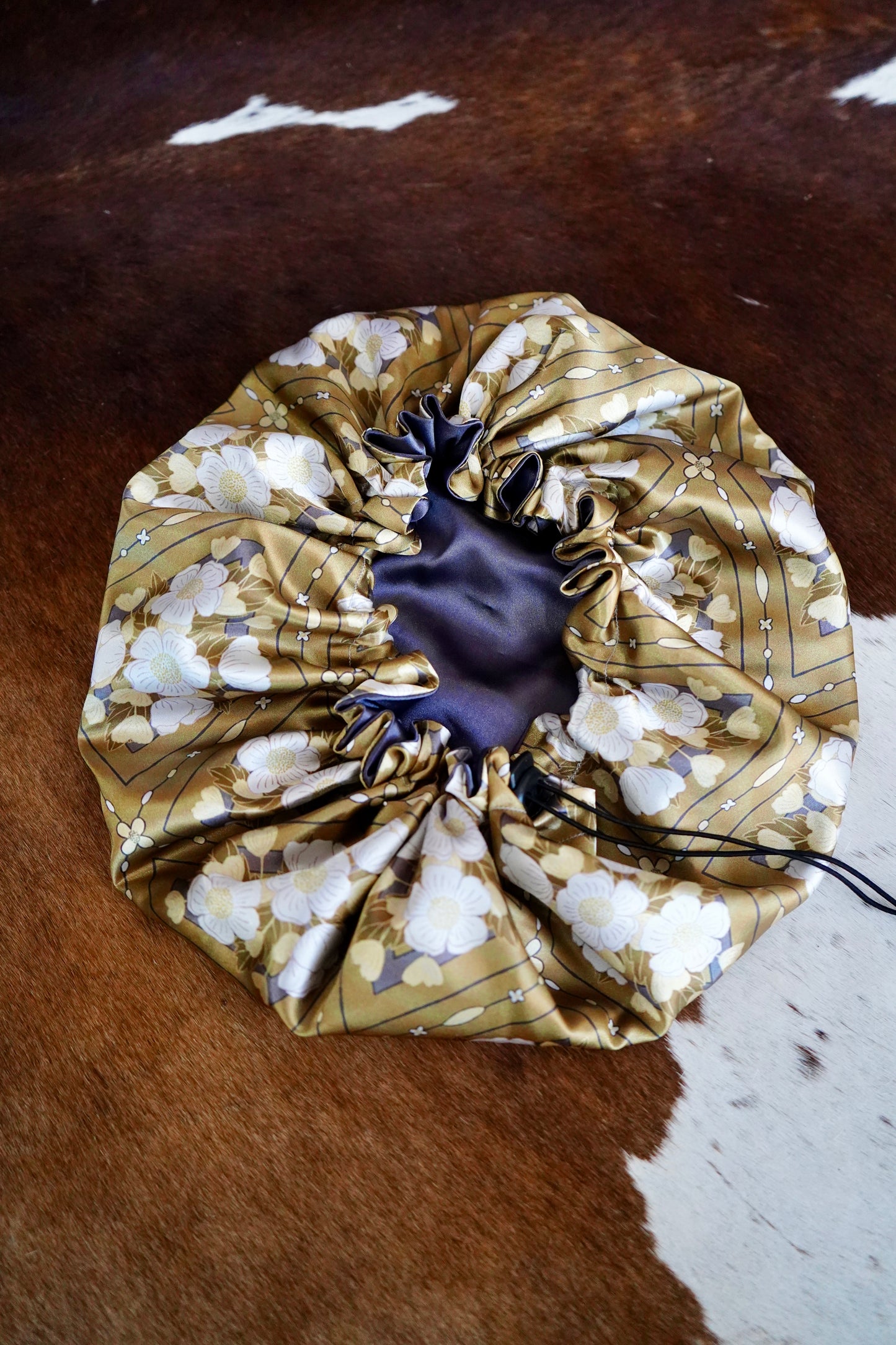 Daisy Satin Bonnets