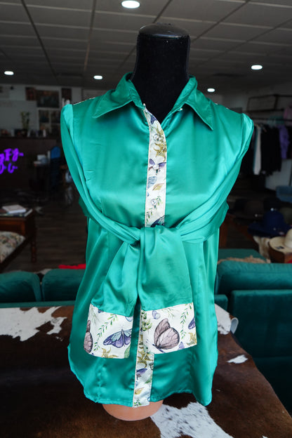 M - Butterflies & Leaves on Emerald Satin Button Down
