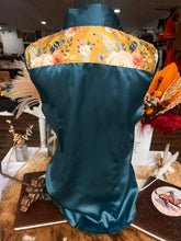 Load image into Gallery viewer, L - Cream &amp; Rust Roses on Teal Satin Button Down