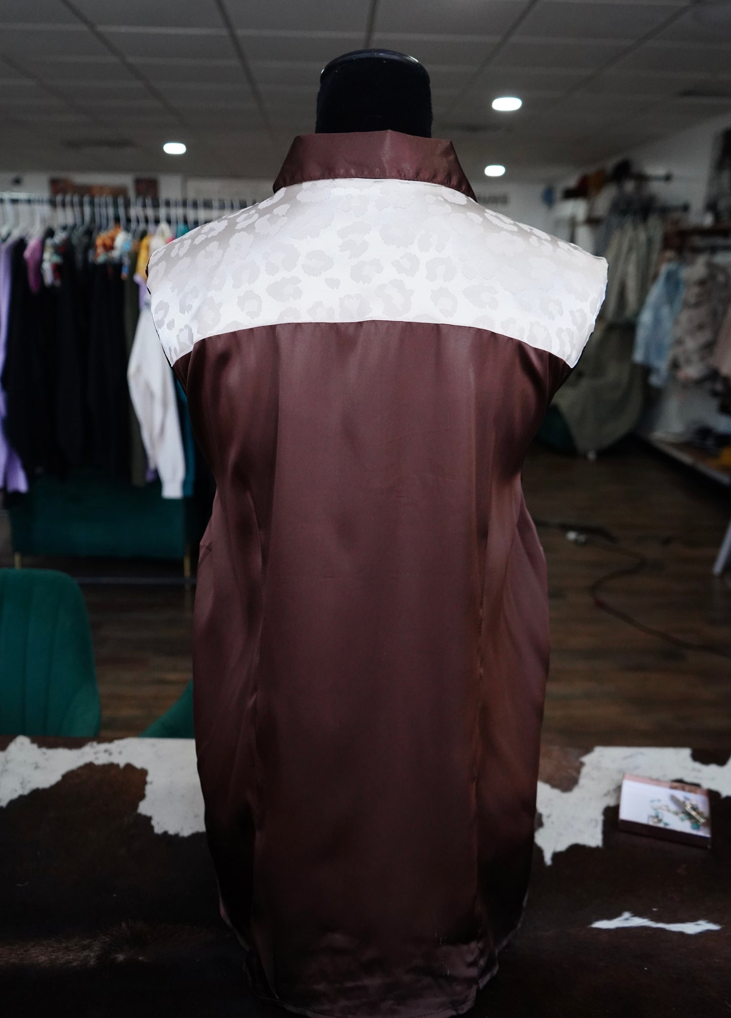 3XL - Cream Jacquard Cheetah on Brown Satin Button Down
