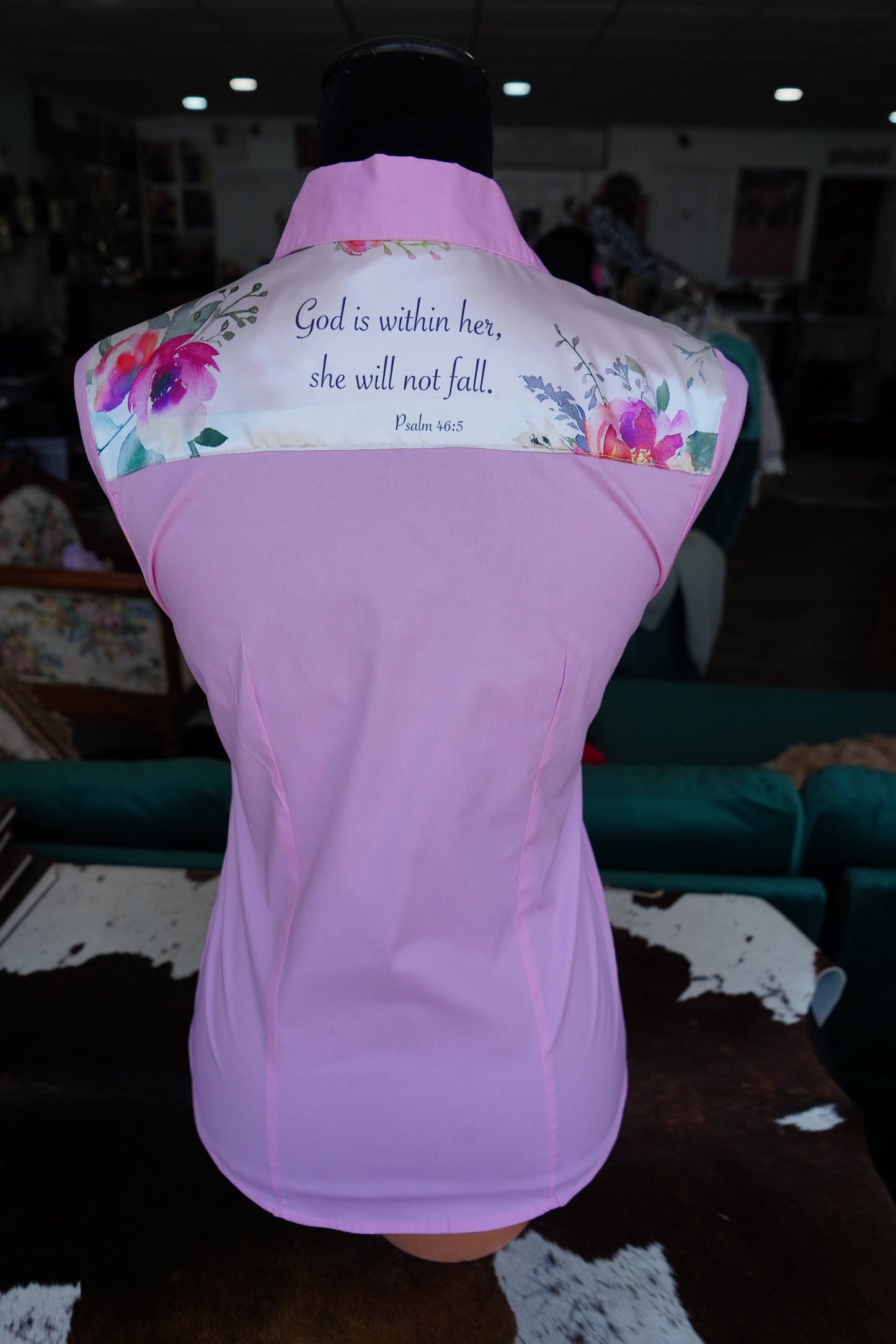 S - White Verses on Pink Cotton Button Down