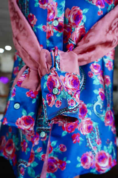 Daisy Original Blue Rose Paisley w/ Mauve Cheetah Button Down - Size 8