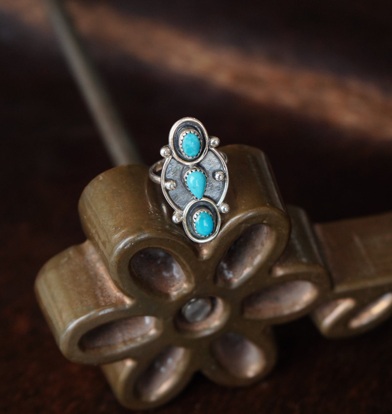Kingman Turquoise 3 Stone Shadow Box Ring - Sz 10