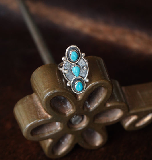 Kingman Turquoise 3 Stone Shadow Box Ring - Sz 10