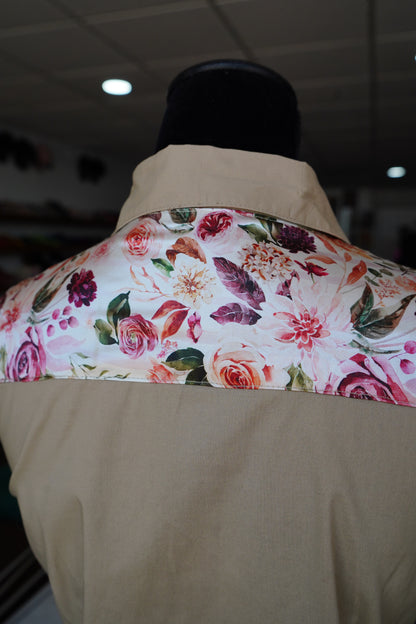 PRELOVED - L - Pink Autumn Floral on Tan Cotton Pearl Snap