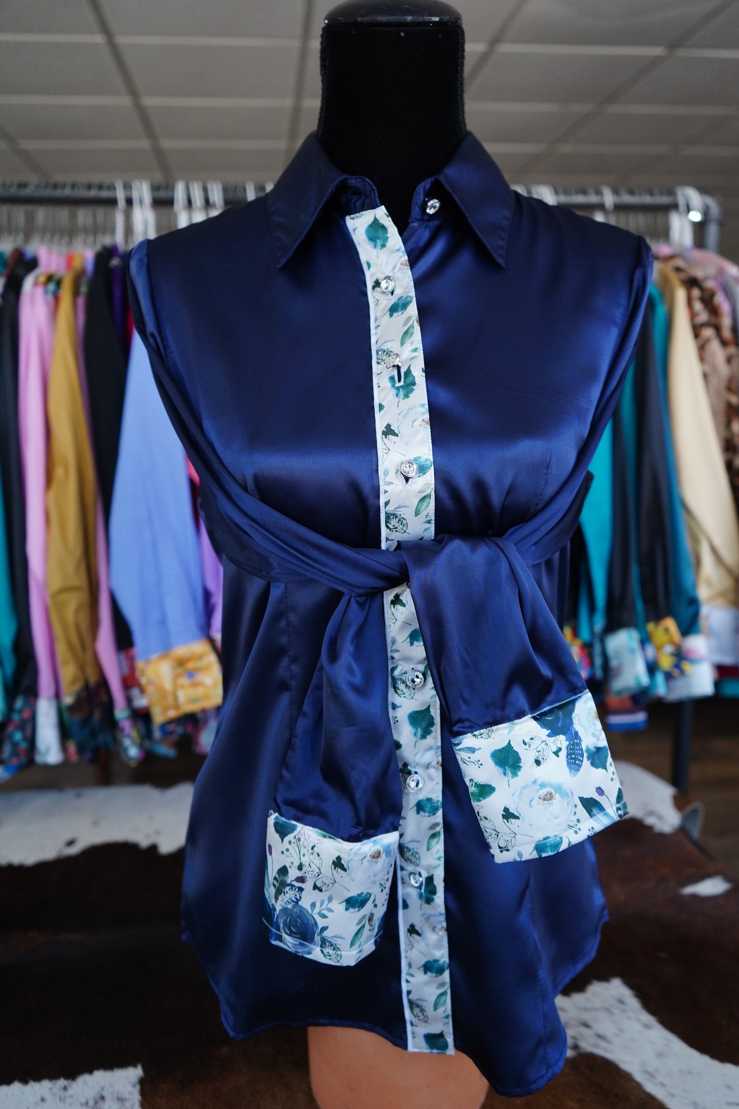 M - Navy Feather Floral on Navy Satin Button Down