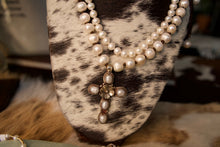 Load image into Gallery viewer, Hand-Strung Freshwater Pearl Jewelry