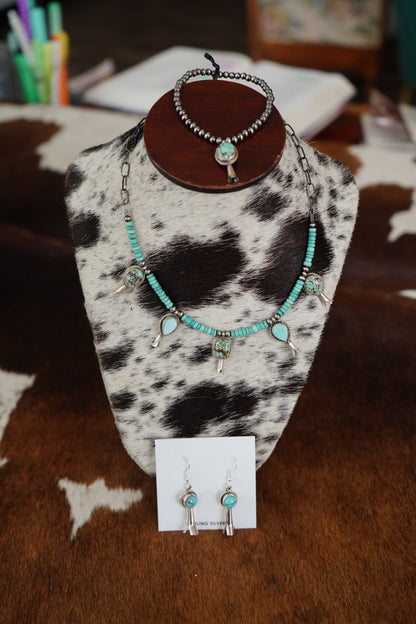 Necklace Giveaway Set