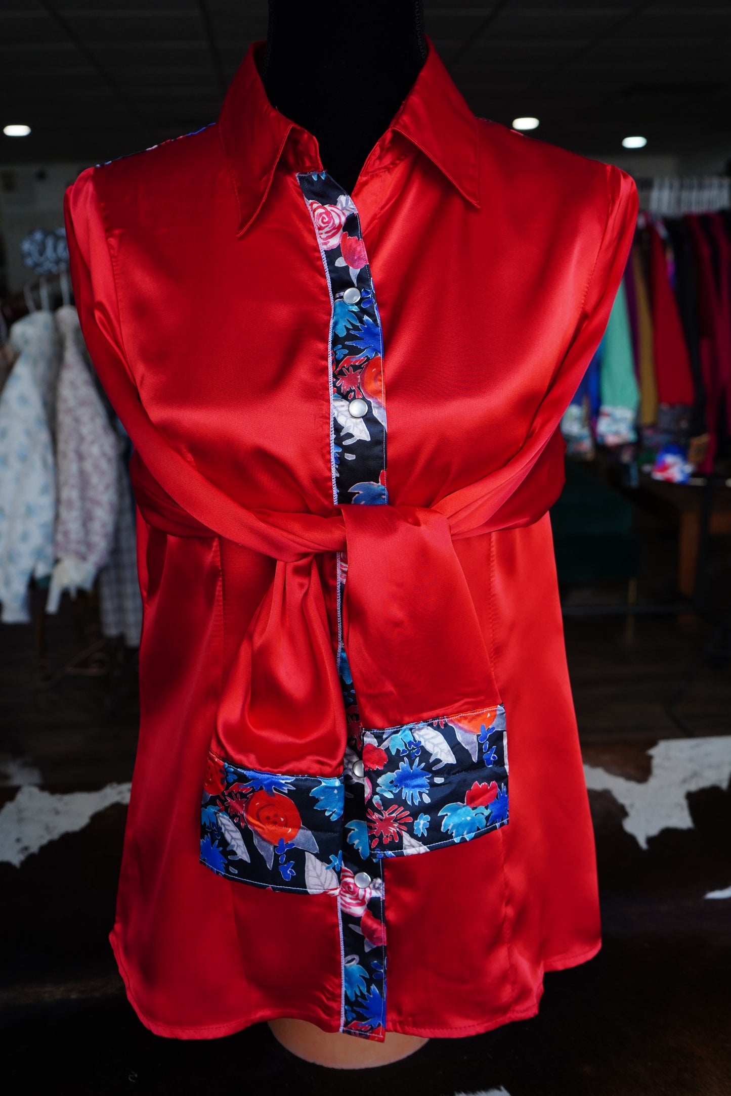 PRELOVED - L - Patriotic Painted Floral on Red Satin Button Down