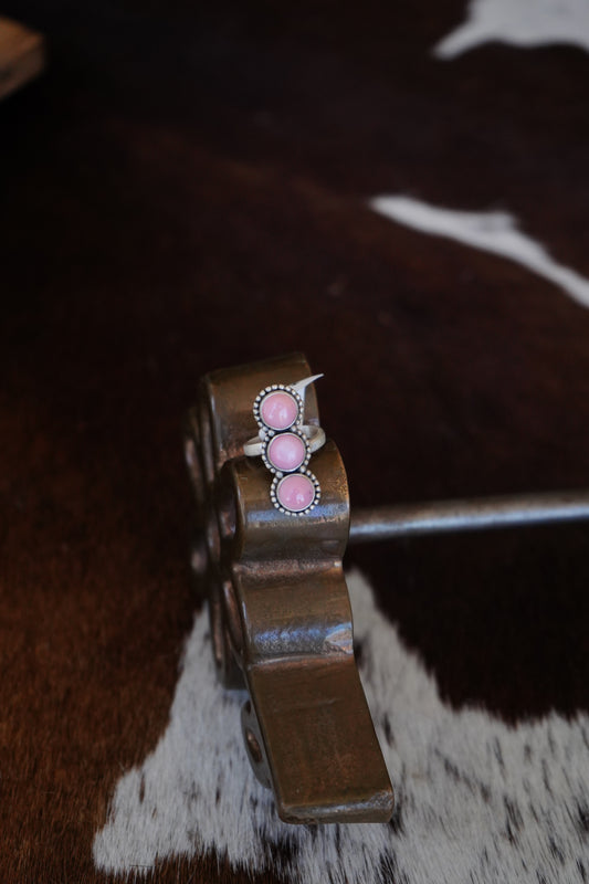 3 Stone Pink Conch Ring - Adj