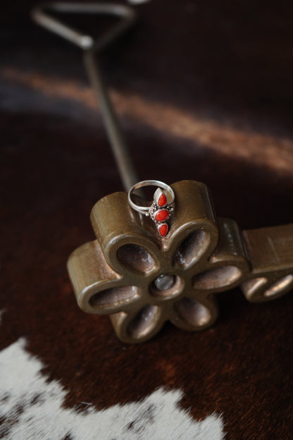 3 Stone Red Coral Ring - Sz 9