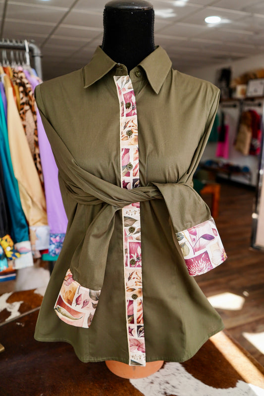 XL - Mauve Floral Stamps on Olive Cotton Button Down