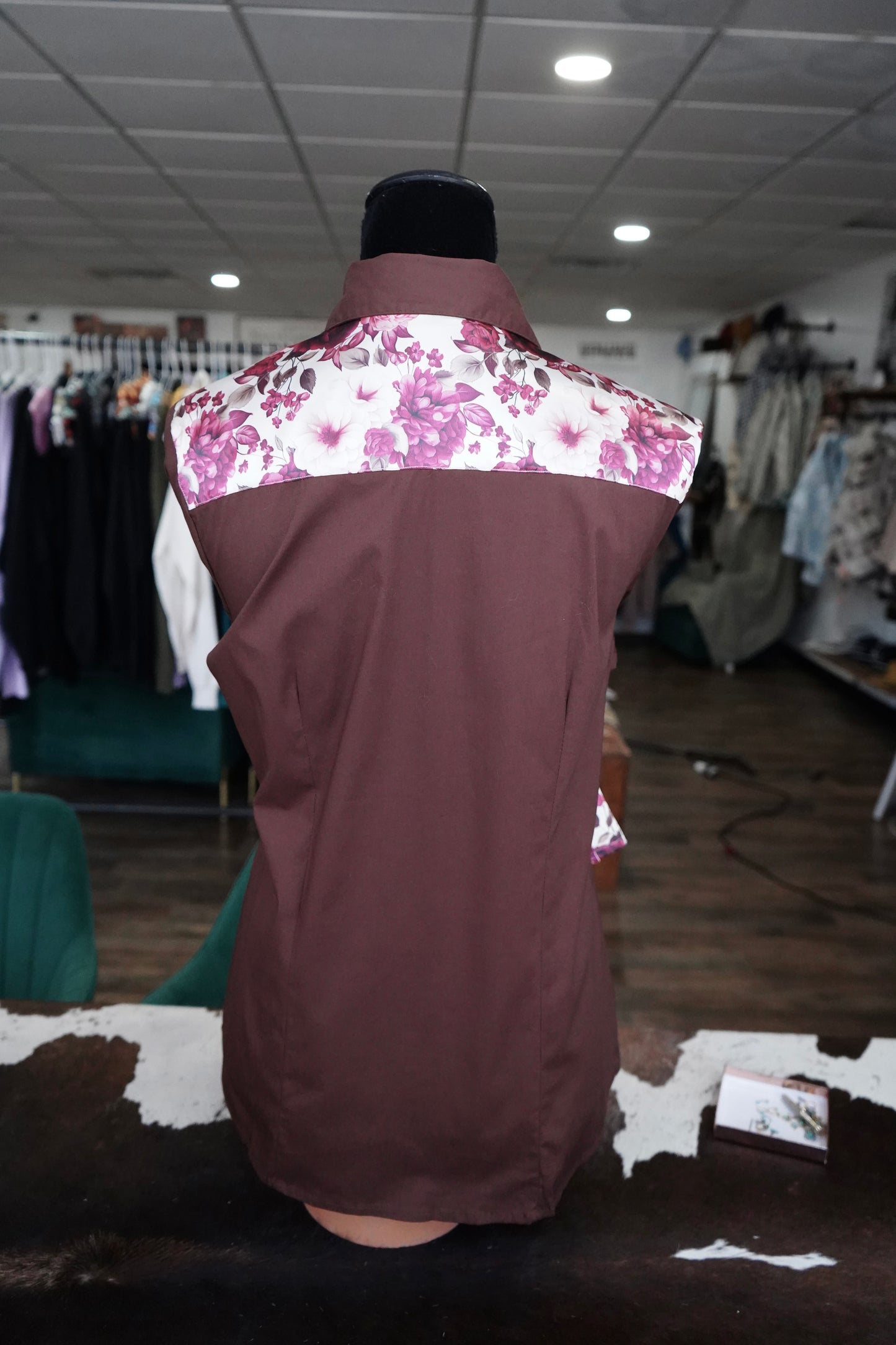 XL - Burgundy & Cream Floral on Brown Cotton Button Down