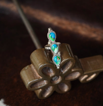 3 Stone Teardrop Peacock Dahlia Ring - Sz 10