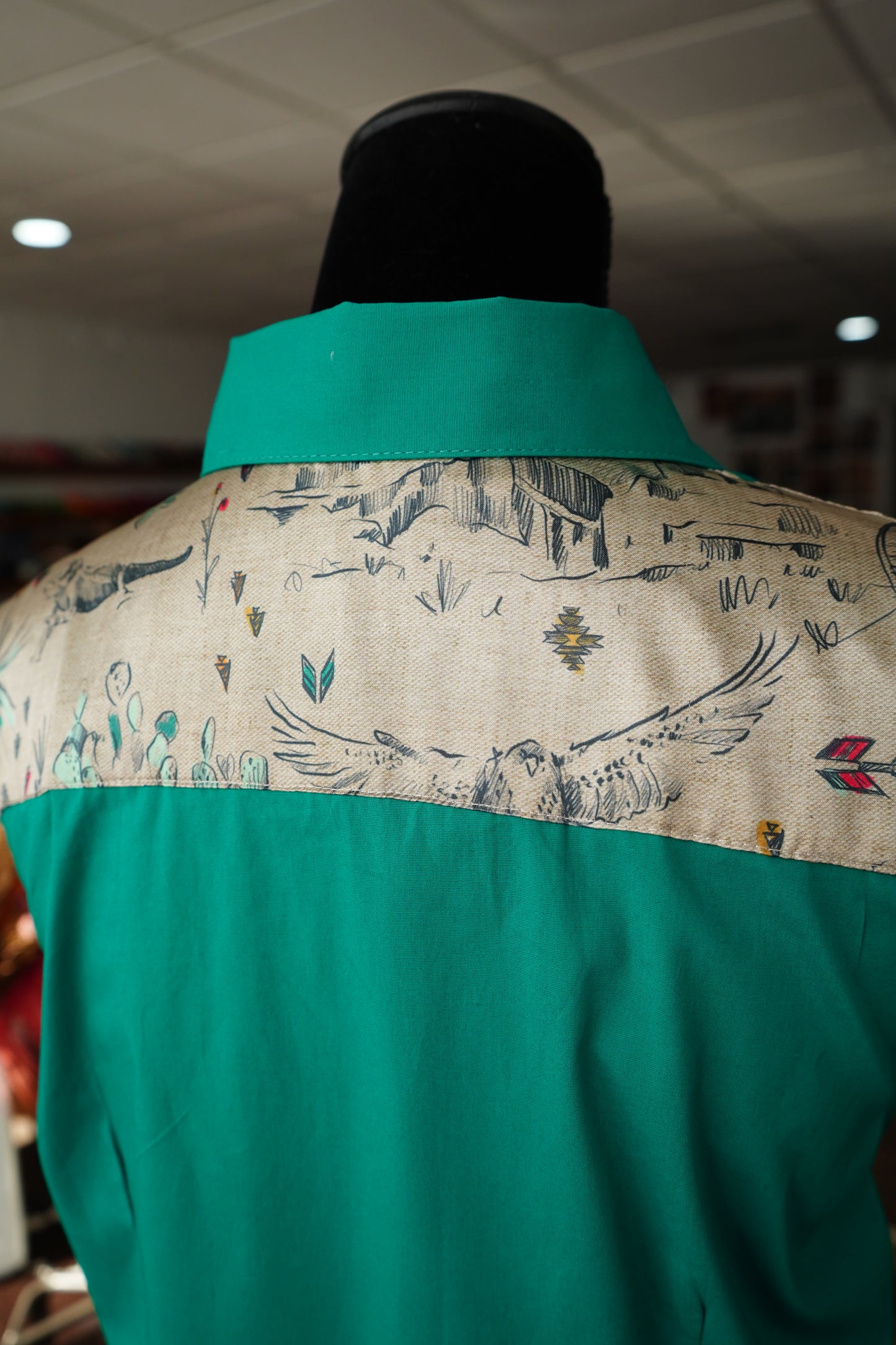 XL - Armadillo Sketches on Emerald Cotton Button Down