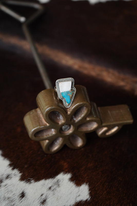 Turquoise & White Buffalo Lightening Bolt Ring - Sz 9