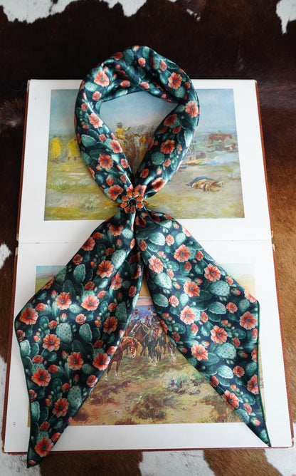 Blooming Coral Cactus DS Wild Rag