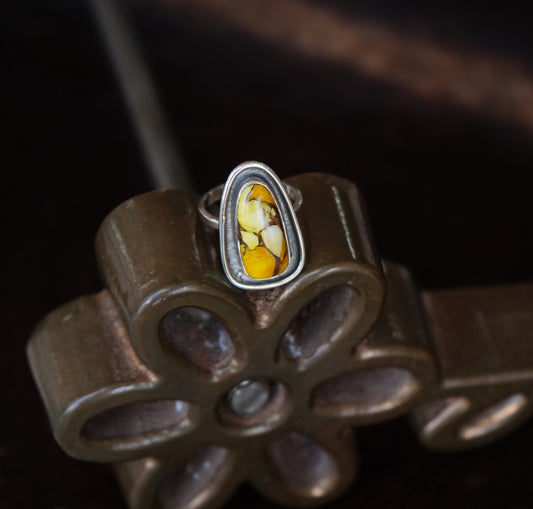Oval Shadow Box Honey Dahlia Ring - Adj