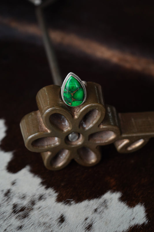 Green Mojave Teardrop Ring - Adj