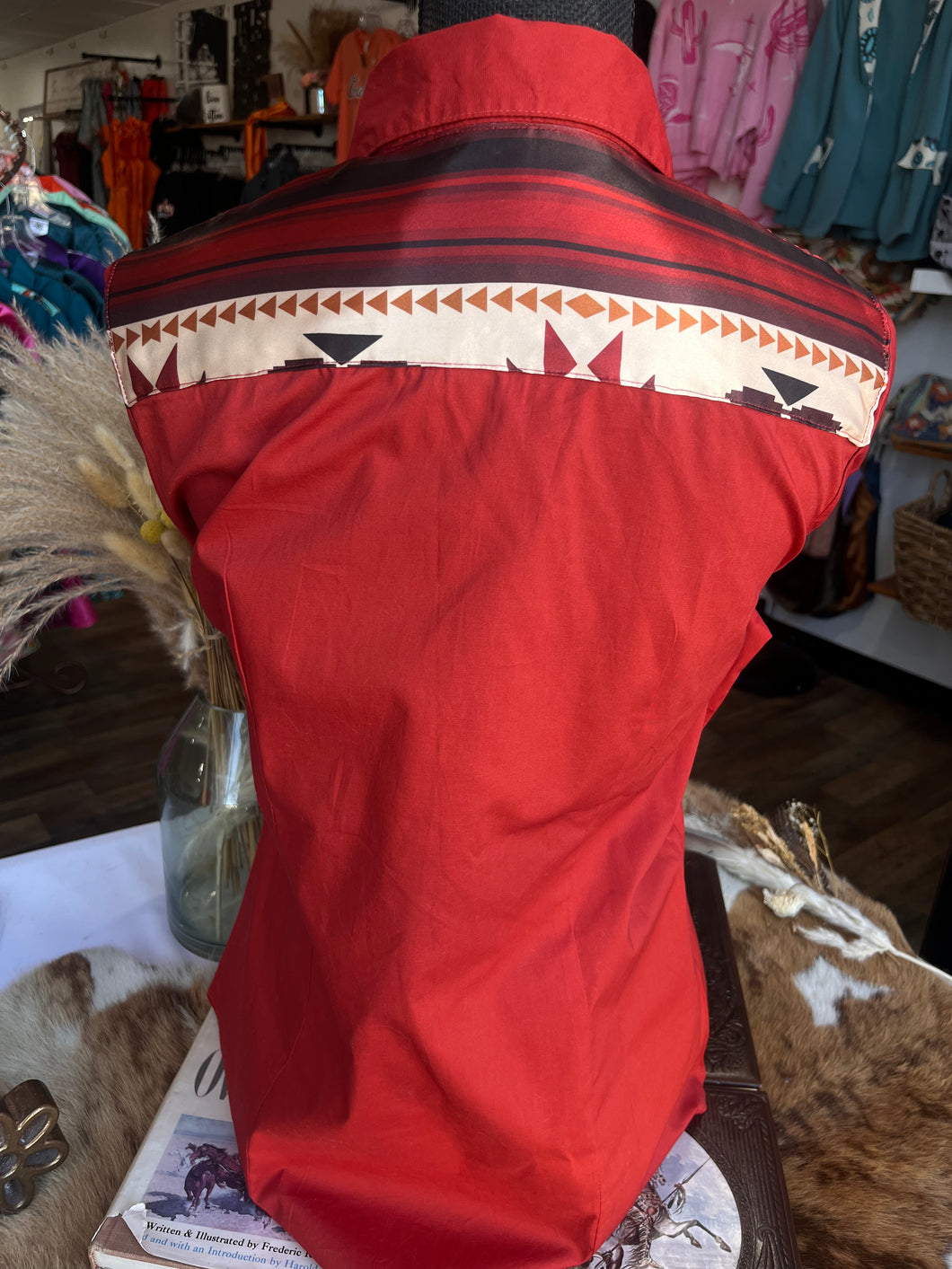 XL-Burgundy Saddle Blanket Aztec on Rust Cotton Button Down