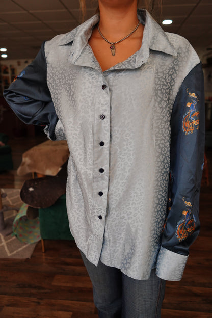 Daisy Original Baby Blue Leopard w/ Neon Buckers Button Down - Size 22