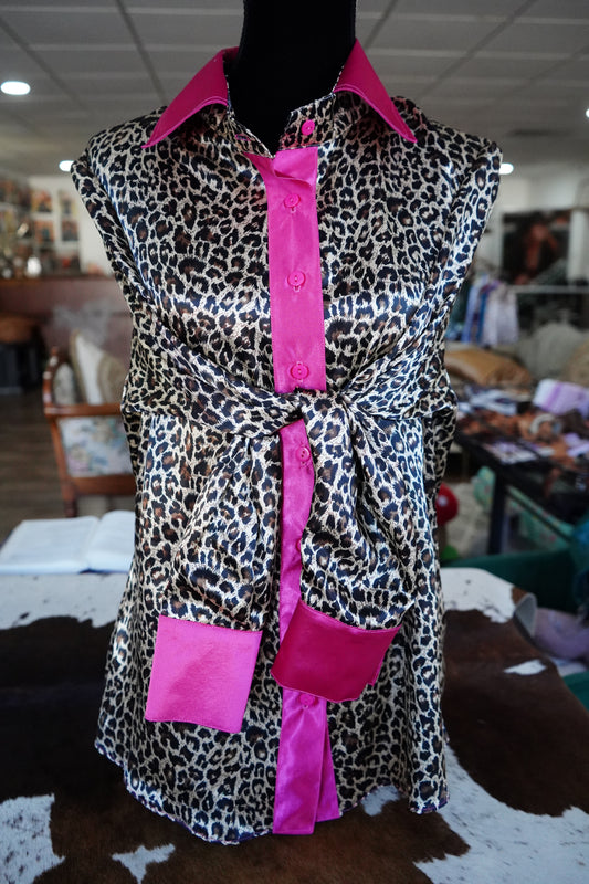 Daisy Original Leopard w/ Hot Pink Button Down - Size 14