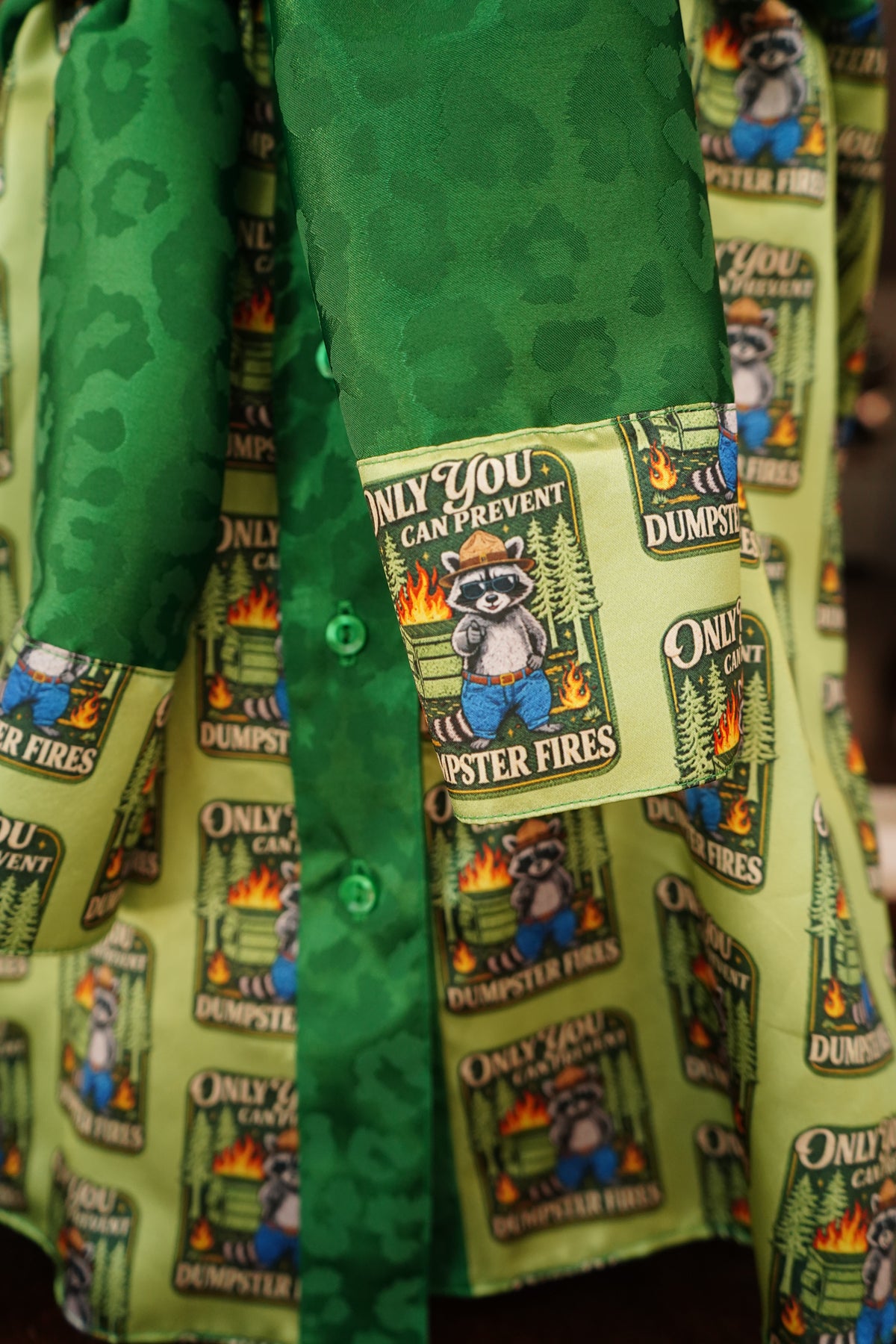 Daisy Original Smokey the Raccoon w/ Green Leopard Button Down - Size 14